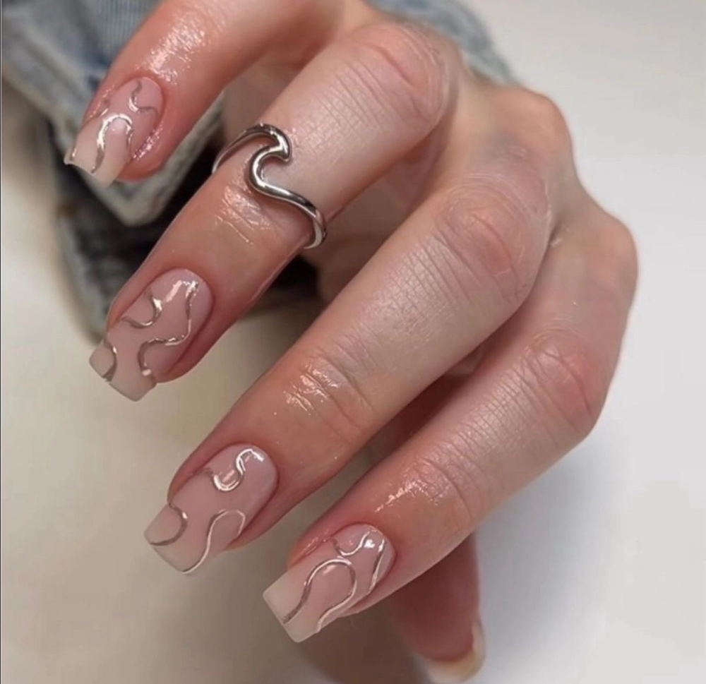 Aura 33 Nails Room
